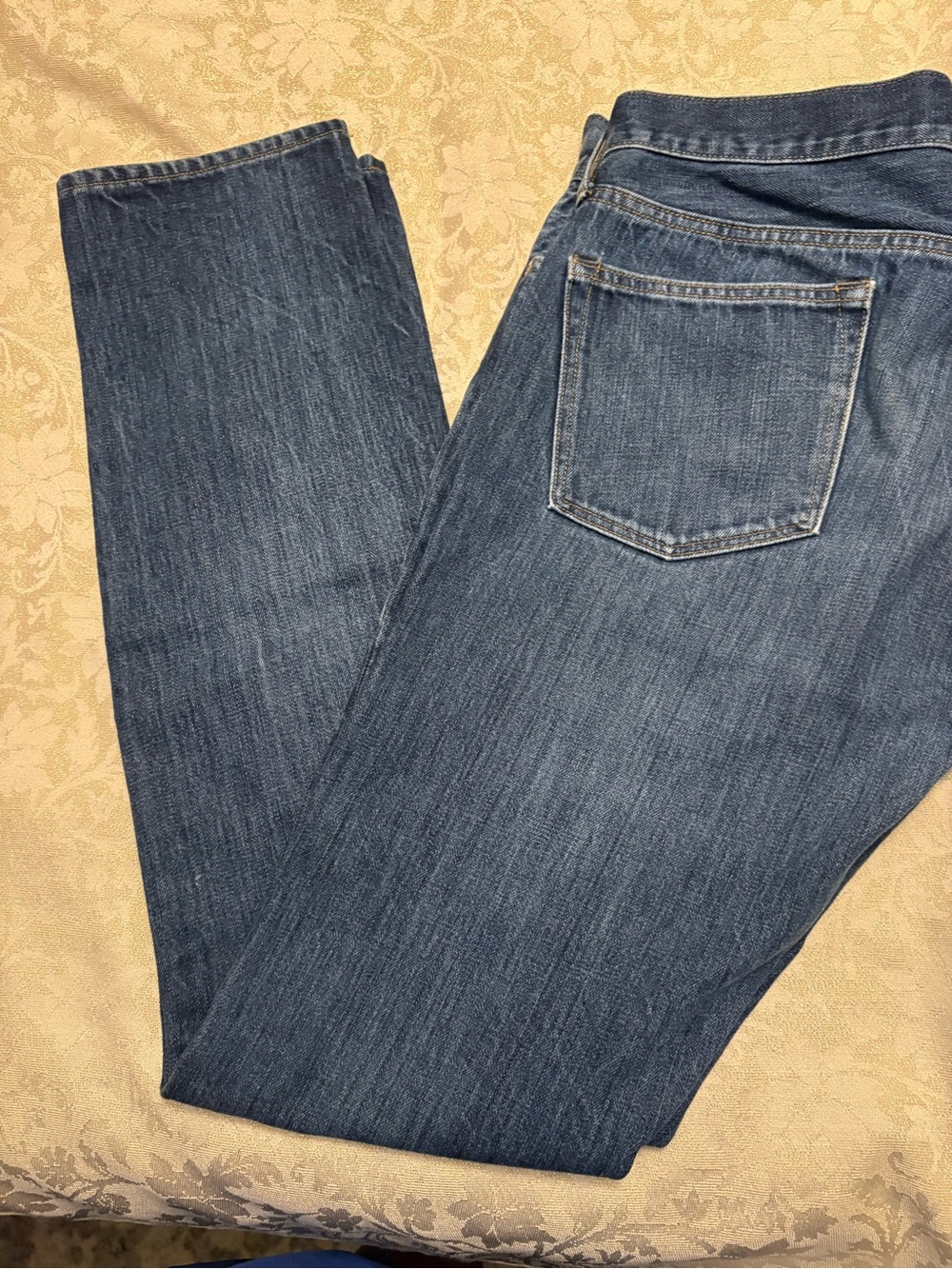 Michael Kors Men's Dark Blue Straight Jeans NWT. Size 38 x42